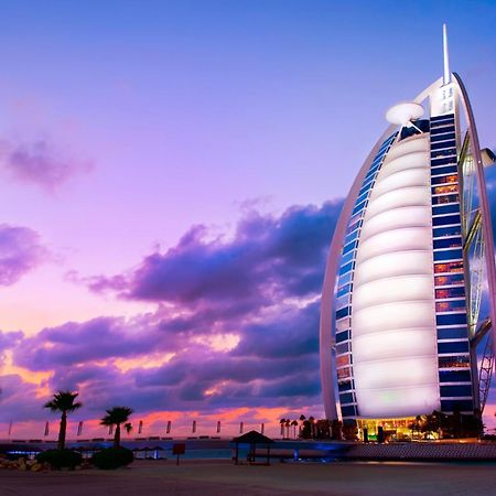 Scenic 2 Bedroom Apartment - Downtown Business Bay Dubai Eksteriør bilde