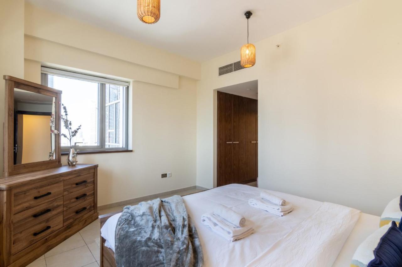 Scenic 2 Bedroom Apartment - Downtown Business Bay Dubai Eksteriør bilde