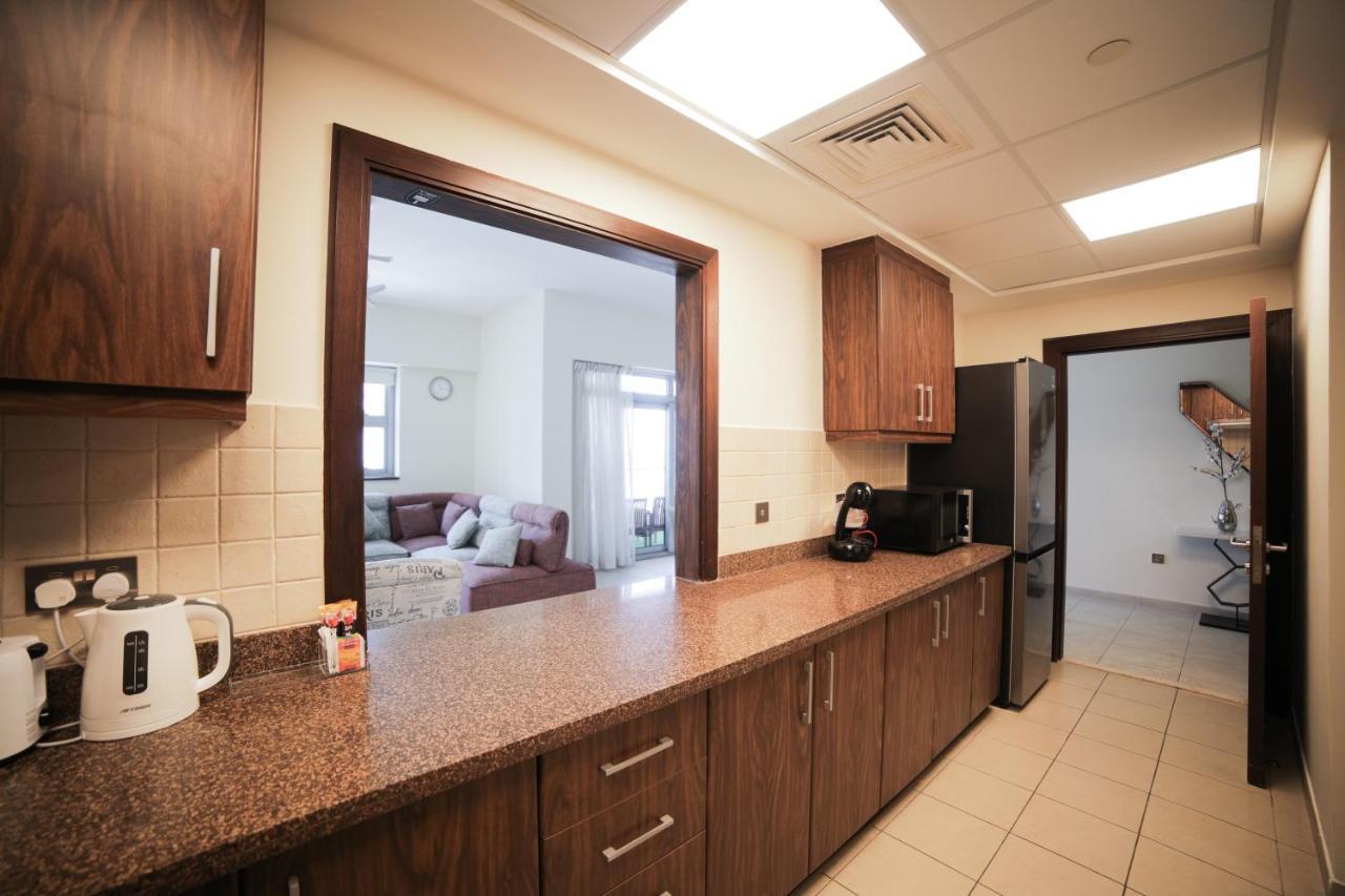 Scenic 2 Bedroom Apartment - Downtown Business Bay Dubai Eksteriør bilde