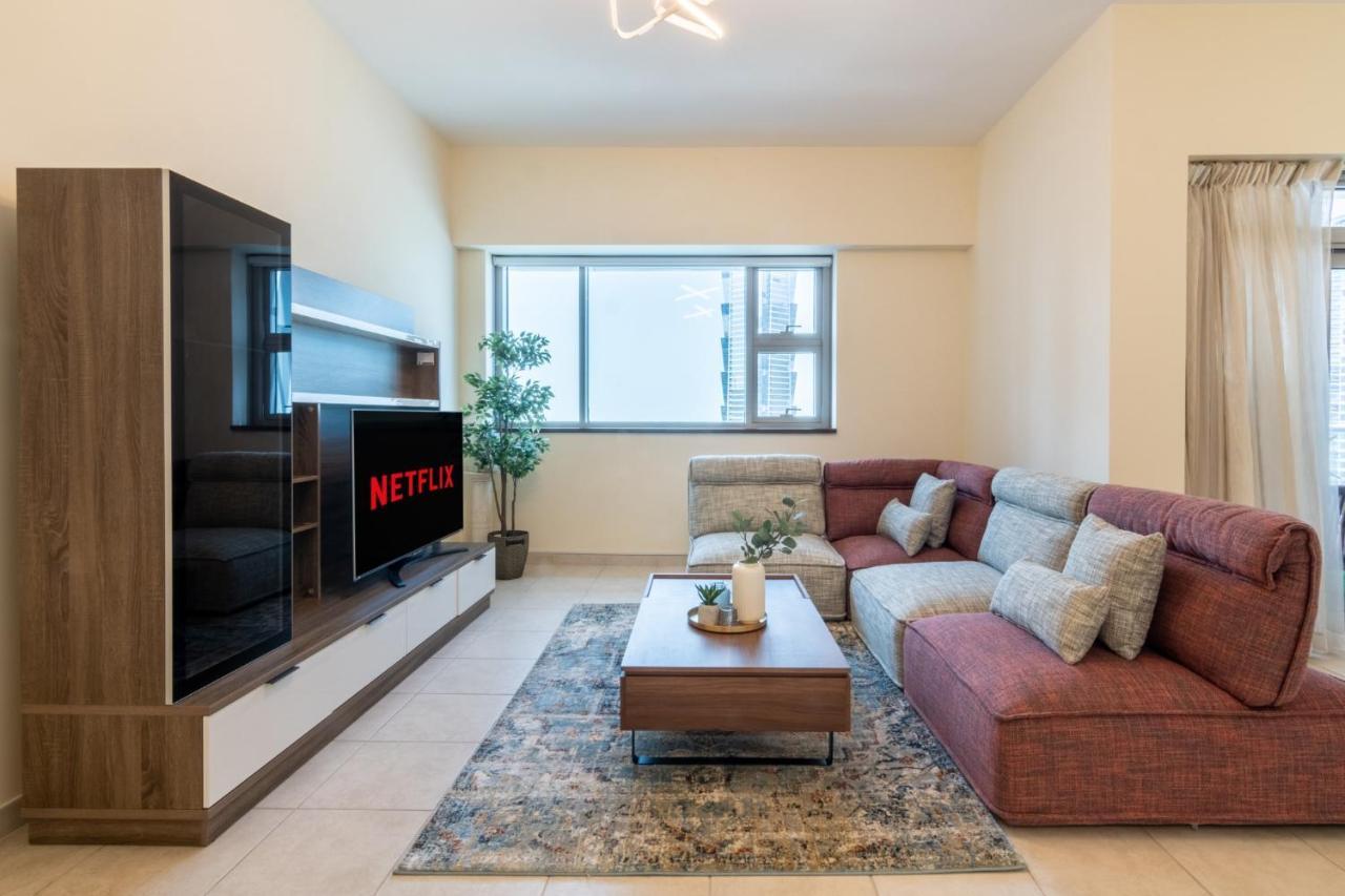 Scenic 2 Bedroom Apartment - Downtown Business Bay Dubai Eksteriør bilde