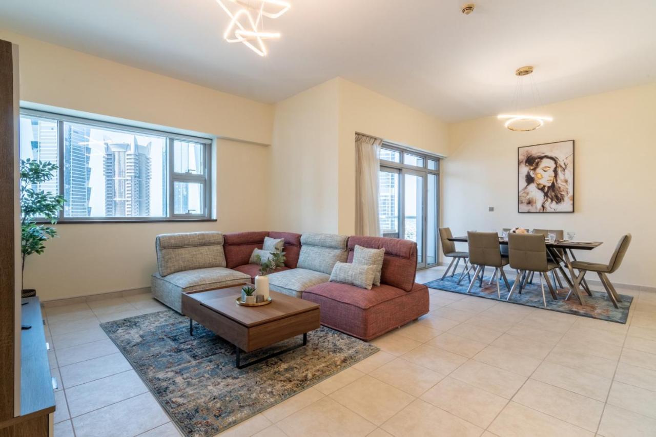 Scenic 2 Bedroom Apartment - Downtown Business Bay Dubai Eksteriør bilde
