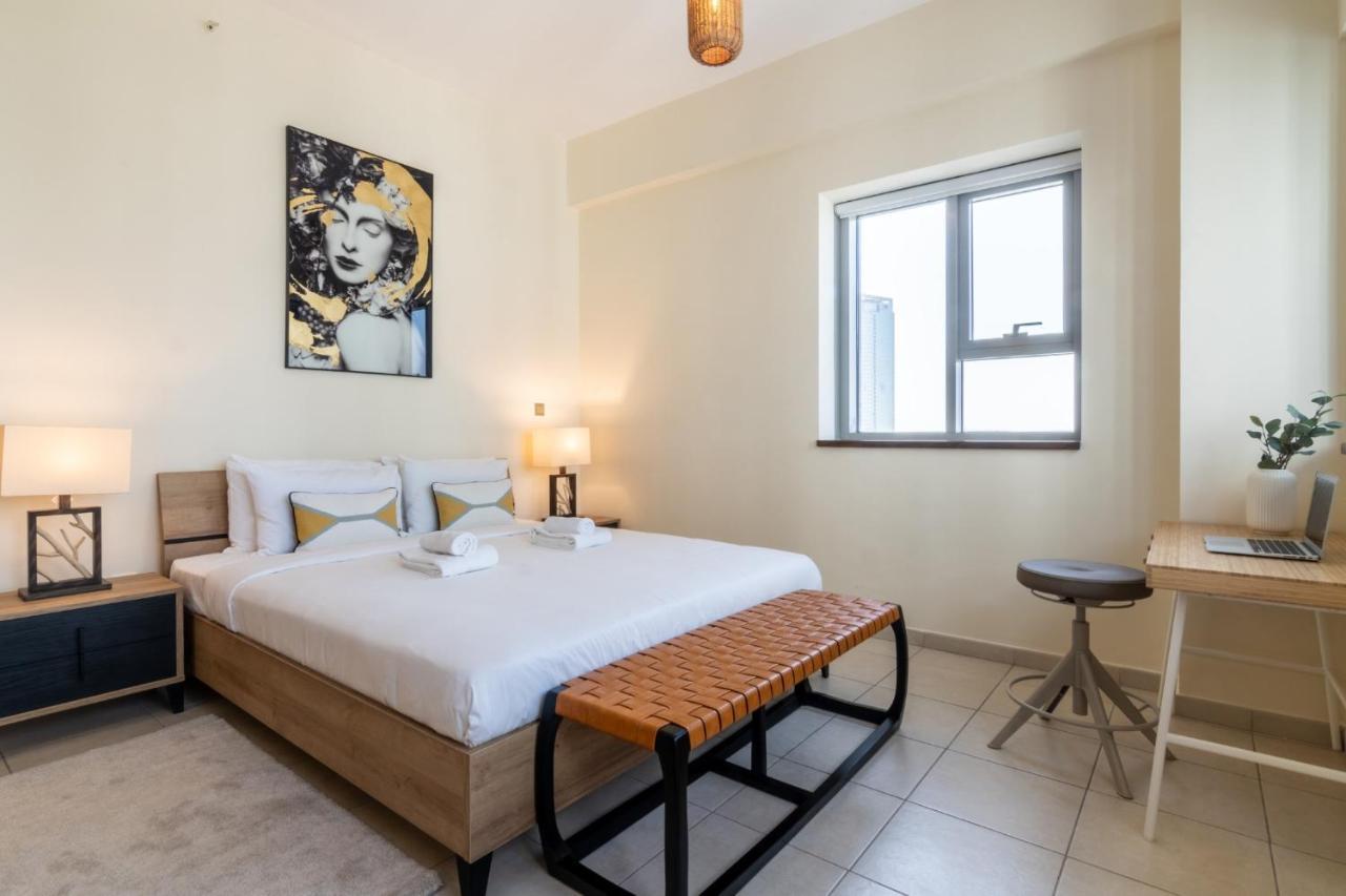 Scenic 2 Bedroom Apartment - Downtown Business Bay Dubai Eksteriør bilde